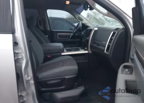 2018 Ram 1500 Lone Star 4X2 5'7 Box z USA, uszkodzony, nr VIN 1C6RR6LT4JS333935